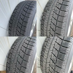 【値下げしました】スタッドレス ブリザックVRX 215/65R16(アルミ付き)