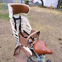 丸石サイクル ふらっかーずスティーナ OGK製リアチャイルドシート付き