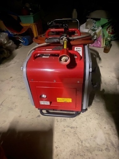 スーパー工業　防音型発電機