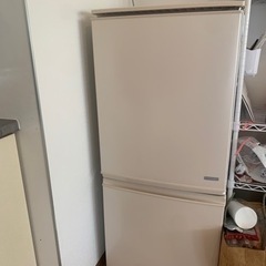 【無料】SHARP2014年製の冷凍冷蔵庫【引き取り優先】