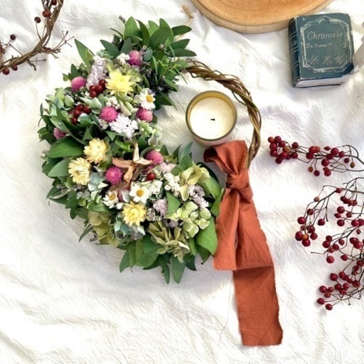 ユーカリと紫陽花と花々のリース 受注制作ユーカリと紫陽花と花々のリース