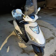 HONDA e-彩125【SDH125T】