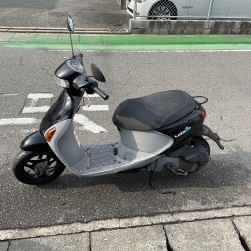 SUZUKIレッツ4 中古車　黒