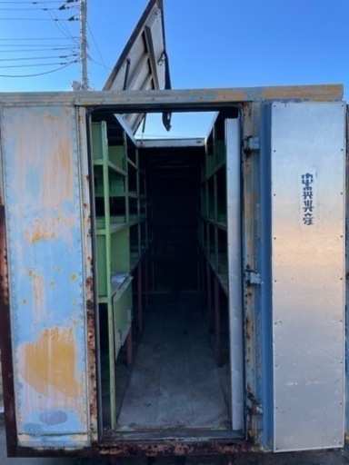 中古　アルミコンテナ　物置