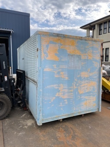 中古　アルミコンテナ　物置