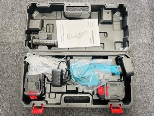 充電式　電動チェーンソー 8インチ 小型 チェンソー 家庭用 片手 強力 軽量 木工切断 枝切り バッテリー2個付き