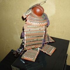 昭和初期の武者人形 鎧 兜 収納箱 つき
