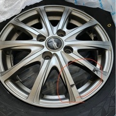 ご購入者様決定致しました！165/70  R14インチほぼ新品スタッドレスタイヤ、中古ホイール付き❗️