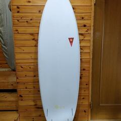 サーフボード　パイゼル6\'6