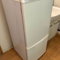 パーソナル冷蔵庫 NR-B145W