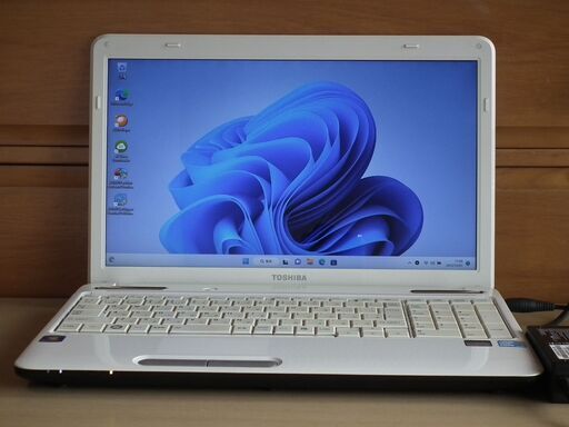 【SSD256GB搭載WIN11Home64bit 東芝 Satellite T350/34AB Core-i5/ﾒﾓﾘ4GB/Office365】