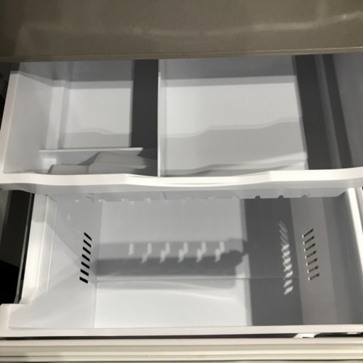 美品・保証書・保護マット付き　使用歴3年半の日立の冷蔵庫　3ドア315L