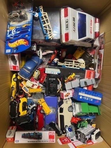 売り切れました。　おもちゃ　ミニカー　ジャンクまとめて