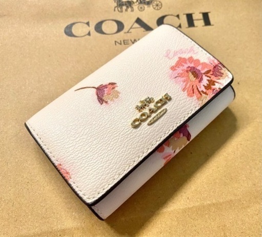 【coach新品未使用】キーケース　フローラルプリント