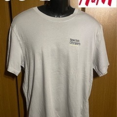 H&M グレー ニューヨークデザイン Tシャツ