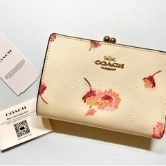 【coach 新品未使用】折り財布　コインケースがま口　日本限定品