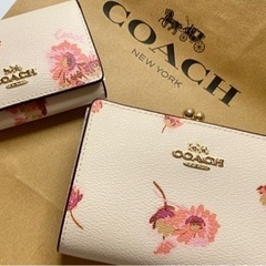 【coach 新品未使用】折り財布　コインケースがま口　日本限定品