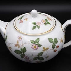 ウェッジウッド　ワイルドストロベリー　ティーパーティセット