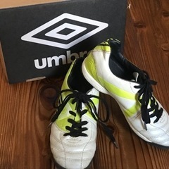 サッカーシューズ【umbro】