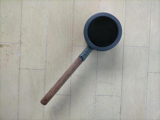 蔵出し　昔の火のし　骨董品です
