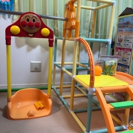 アンパンマン　うちの子天才　ブランコパークDX ボール付き