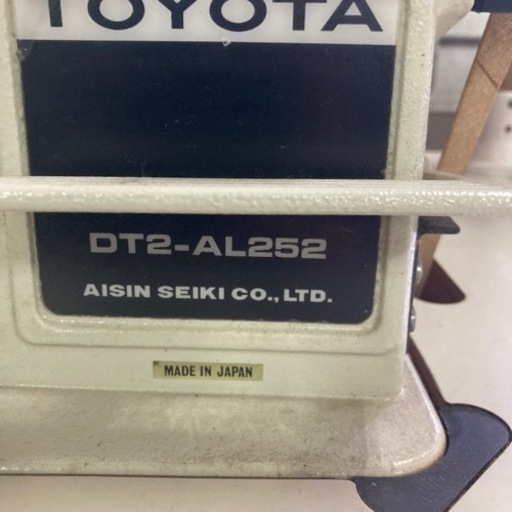 TOYOTA DT2-AL252 工業用ミシン　環縫いミシン　チェーンステッチ
