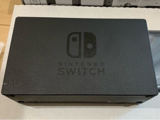 スイッチ本体　付属品も全てついてます