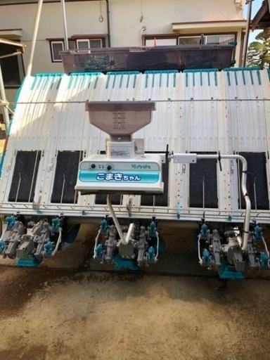 6畳植え田植え機をお売りします。