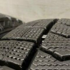 DUNLOP WINTER MAXX WM02 215/55R17 17インチ スタッドレス 4本 2019年製 バリ溝 エスティマ ヴェゼル カムリ等　(VTO652) クレジットカード QRコード決済可能