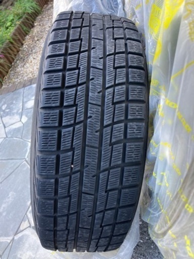 エスクァイア純正15インチ+ヨコハマ20年製195/65R15スタッドレス