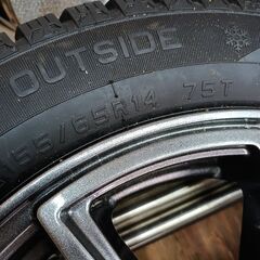 スタッドレスタイヤ　4本　未使用品　室内保管　アルミホイールセット