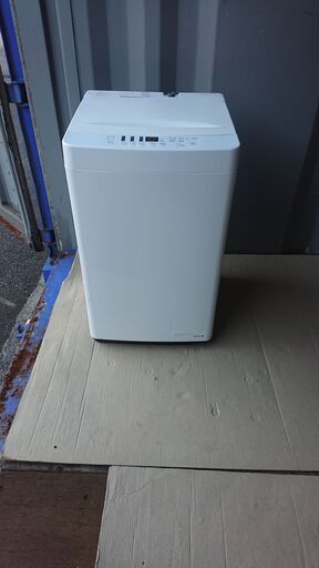 全自動洗濯機の中古品。