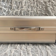 大珍しい一点物！超希少！出てこないYahooBBジュラルミンケース！