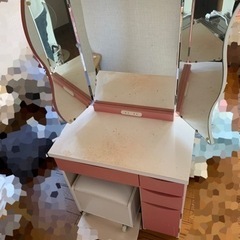 ピンク ホワイト ドレッサー 可愛い 三面鏡 収納椅子＆コンセント付き