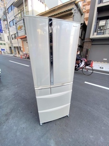 ファミリータイプ冷凍冷蔵庫㊗️保証あり設置まで配達可能