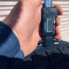 冬タイヤ 195/50R16 切削加工3ピース風アルミホイール付きスタッドレス ブリザック 4本組