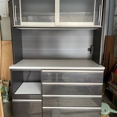 12万円　スイートデコレーション　食器棚　美品