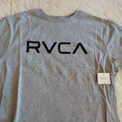 RVCA Tシャツ