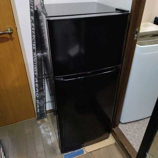 当社の 右開き 130L 2ドア冷蔵庫 ハイアール 美品！2019年 ブラック 寝屋川市 D-001 除菌クリーニング済み　直接引き取り歓迎　大阪 JR-N130A 冷蔵庫