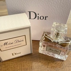 Dior ミスディオールブルーミングブーケ　ショッパー付き