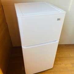 小型2ドア冷蔵庫 106L 12001