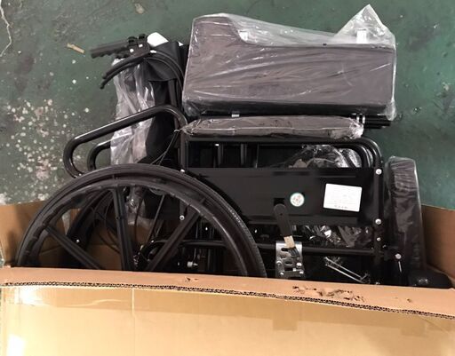 売約済み！B385【6000円にてお譲り】車椅子 折りたたみ