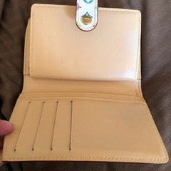 ルイヴィトンマルチカラー2つ折り財布ほぼ新品