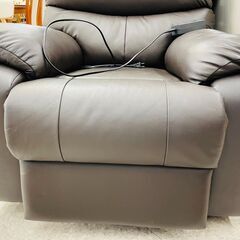 C1*204[ご来店頂ける方限定]1P電動リクライニングソファー