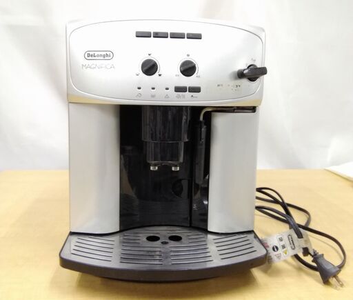 デロンギ MAGNIFICA DeLonghi デロンギエスプレッソマシン コーヒーマシン ESAM2200SJ カプチーノ