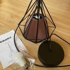 ワイヤーランプシェード　照明　ランプ　winsoon 