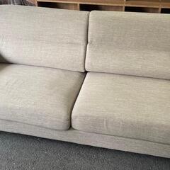 ★【ニトリ】3人掛けソファー　ヘッドレスト　オットマン付き　全部で12万円位で購入　幅約180cm 💳自社配送時🌟代引き可💳※現金、クレジット、スマホ決済対応※