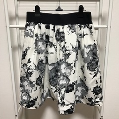 花柄　スカート  サイズ　L