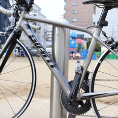 【取ジ】≪W779ジ≫GIANT/ジャイアント ロードバイク TCR SLR 1 2018年モデル XSサイズ/425mm 2×11変速 22段階 シルバー系 カーボン 難あり/現状品