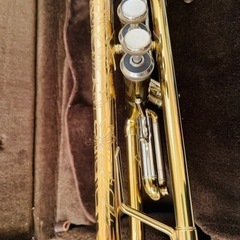 トランペット　Bach Stradivariusモデル B♭